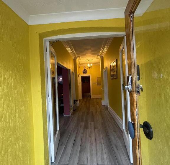 Bed and Breakfast Boscombe Spa