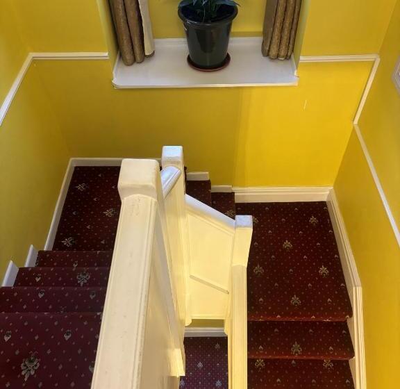 Bed and Breakfast Boscombe Spa