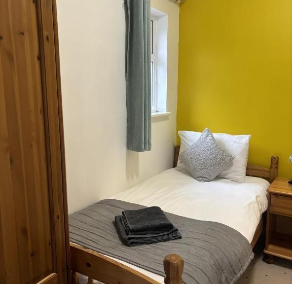 Bed and Breakfast Boscombe Spa