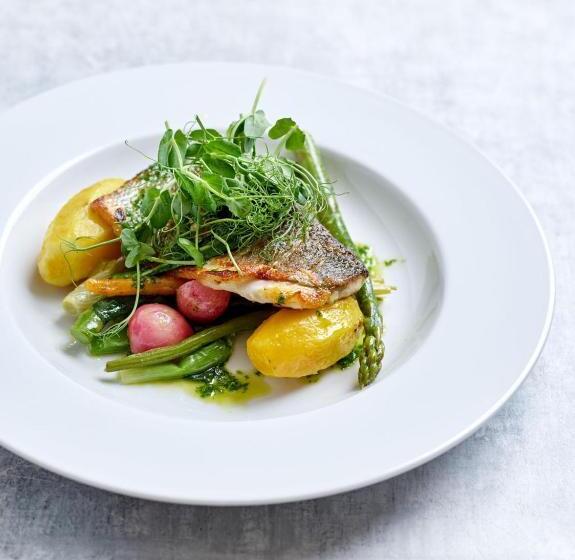 ベッドアンドブレックファースト The Martlet Inn