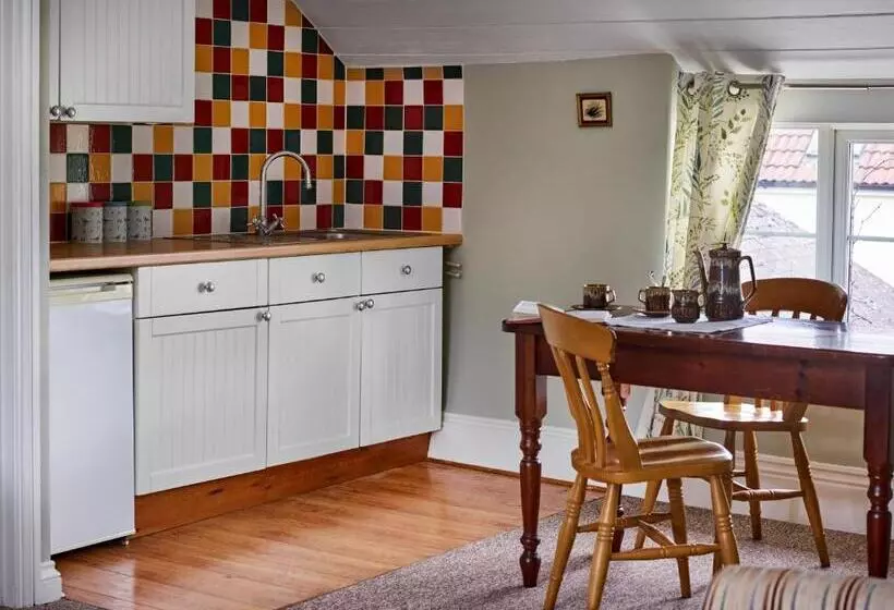 Aamiaismajoitus (B&B) The Martlet Inn