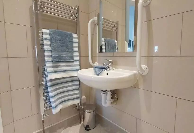 Aamiaismajoitus (B&B) Viva Guest House