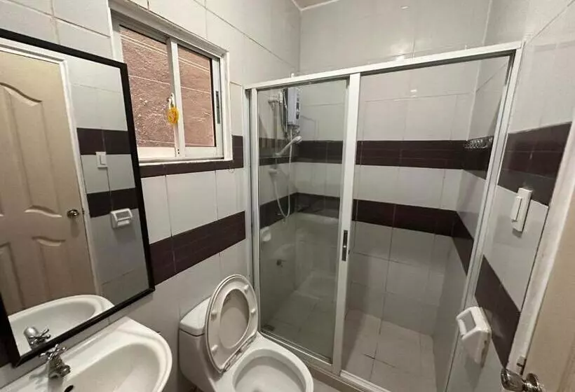 Brizo Hotel And Beach Resort Bataan