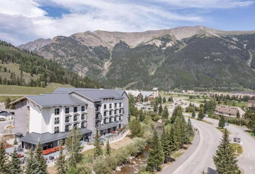 Cambria Hotel Copper Mountain