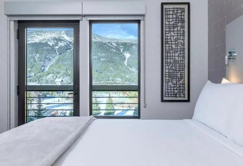 Cambria Hotel Copper Mountain