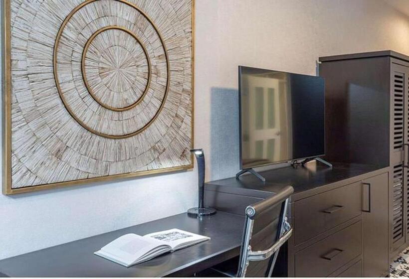 Cambria Hotel Copper Mountain