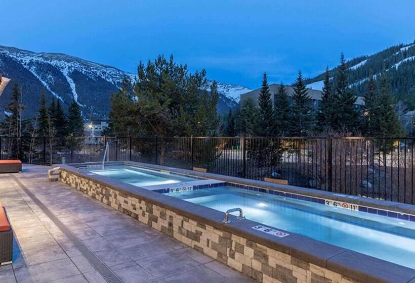 Cambria Hotel Copper Mountain