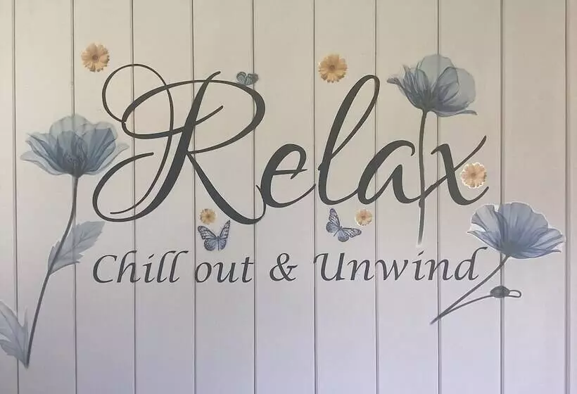 Charming Luxurious Rural Shepherds Hut