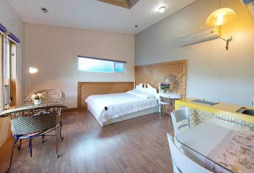 Hongcheon Lime Orange Pension
