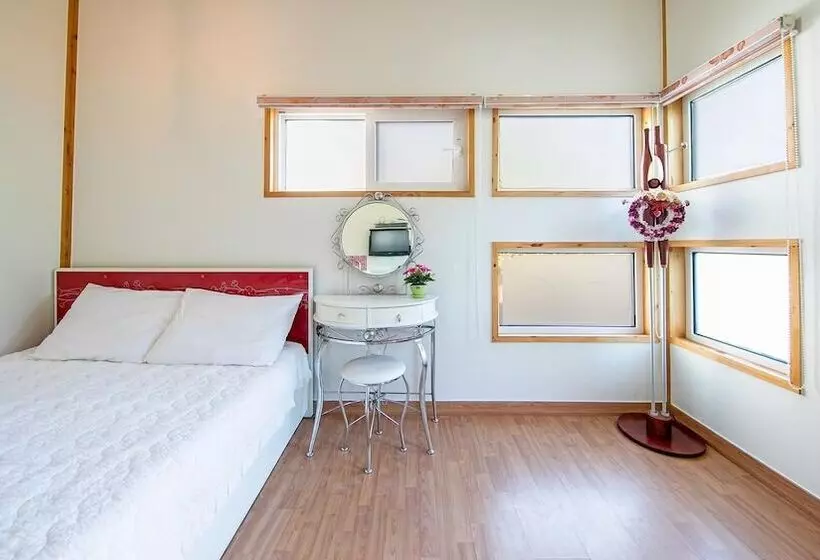 Hongcheon Lime Orange Pension