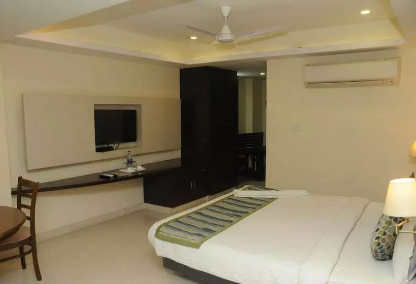 ホテル Suvarna Regency