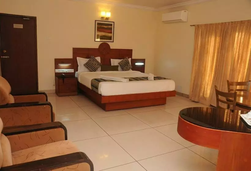 ホテル Suvarna Regency