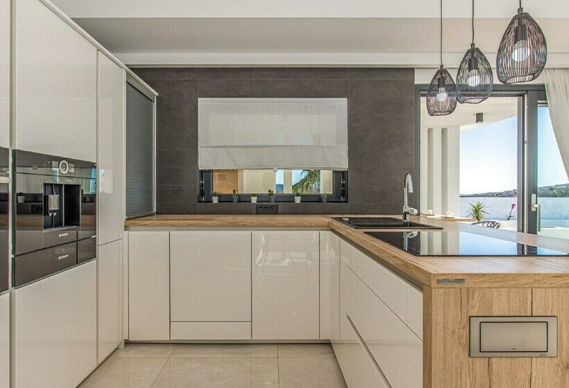 Luxury Villa With An Indoor And Outdoor Pool On The Island Of Krk