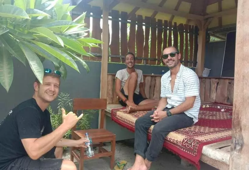 پانسیون Banyuwangi Sunrise Homestay