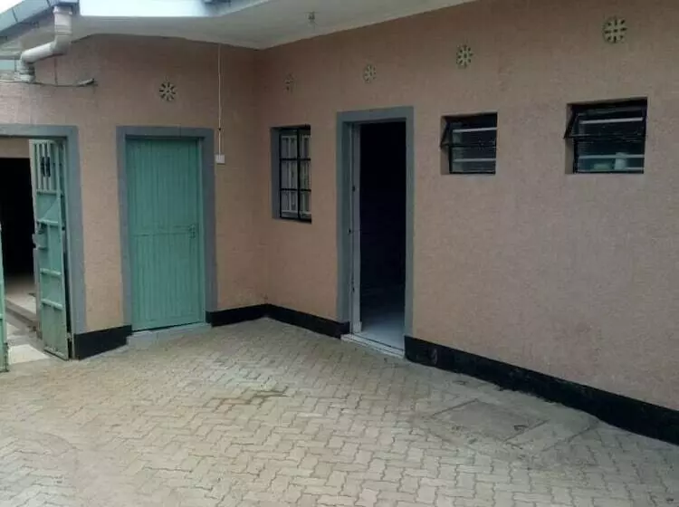 پانسیون Blue Perch Lodge