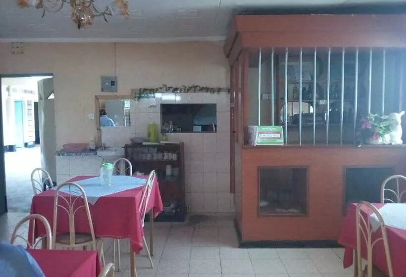 پانسیون Josera Guest House