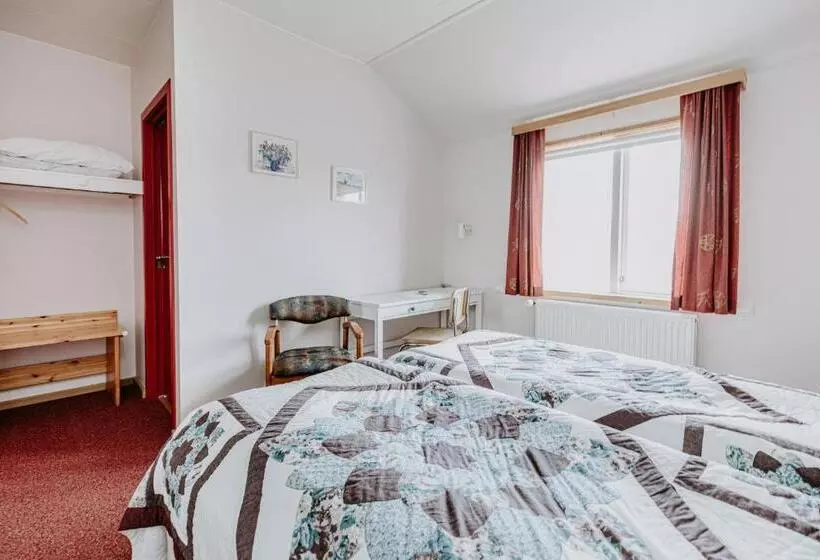 پانسیون Narfastadir Guesthouse