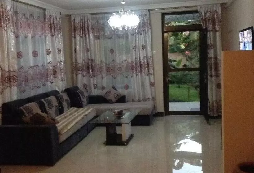 تختخواب و صبحانه Papagei Home