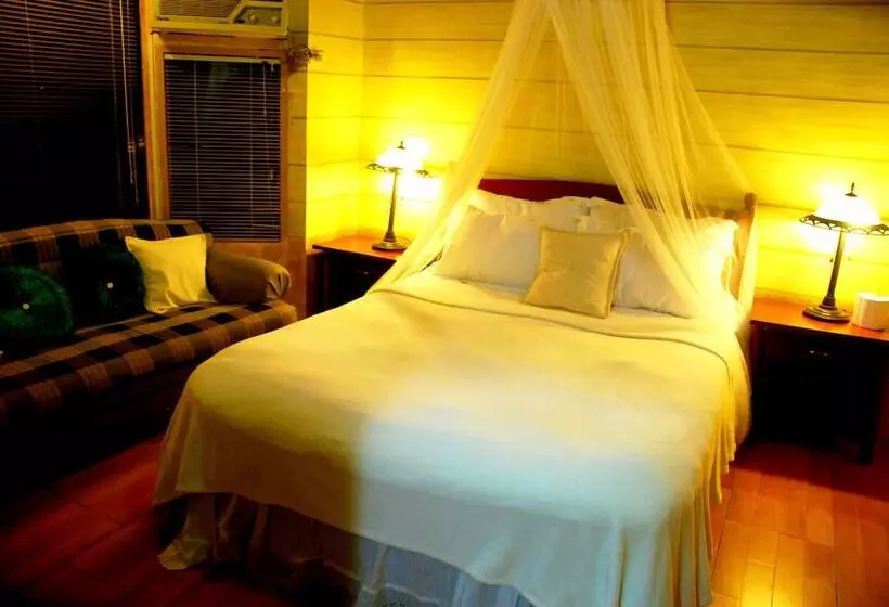هتل Potipot Gateway Resort