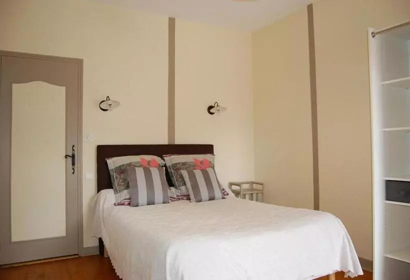 Aamiaismajoitus (B&B) La Ferme De Laupilière