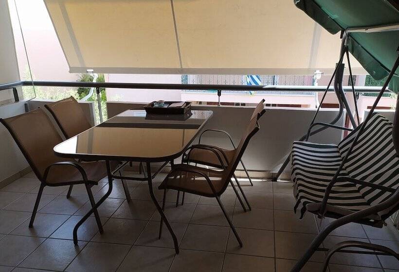 ホテル A&j Apartments Or Rooms Athens Airport