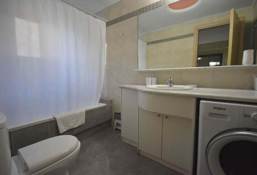 ホテル A&j Apartments Or Rooms Athens Airport