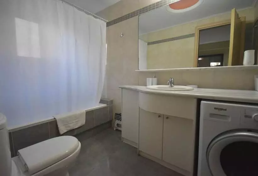 هتل A&j Apartments Or Rooms Athens Airport