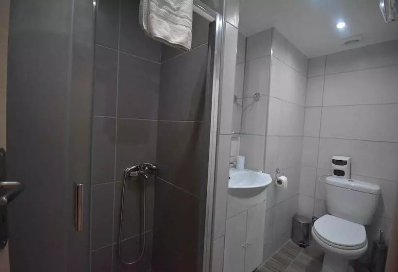 هتل A&j Apartments Or Rooms Athens Airport