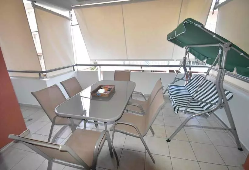هتل A&j Apartments Or Rooms Athens Airport