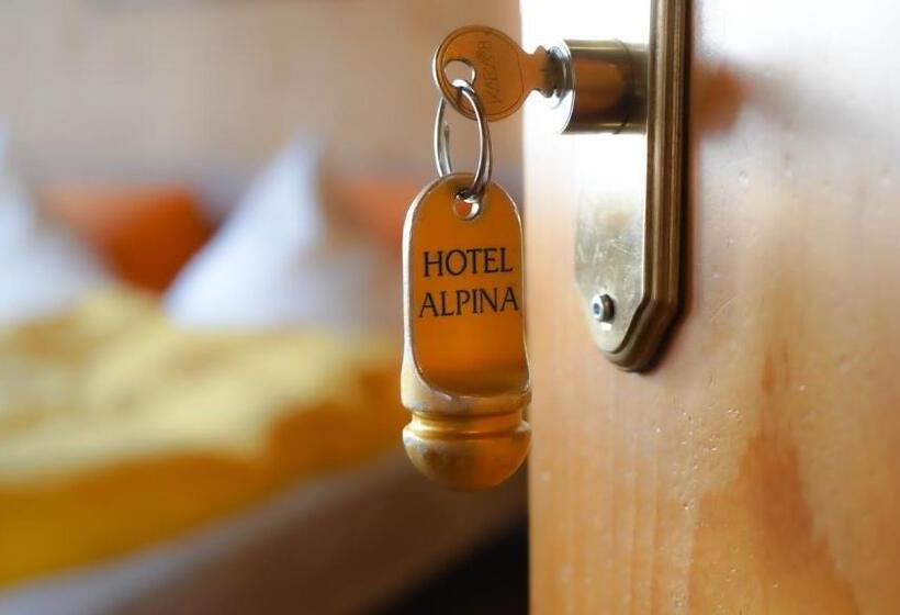 호텔 Alpina
