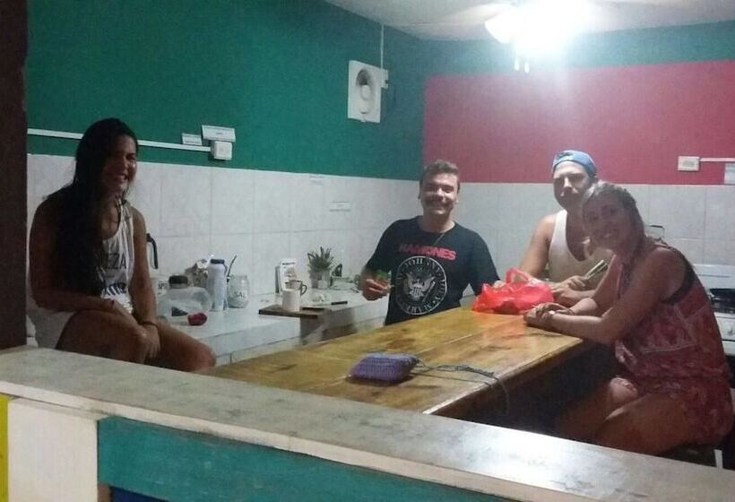 هتل Hostal Diamond Hostel