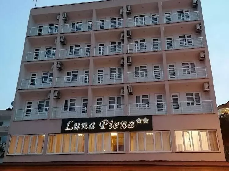 هتل Luna Piena