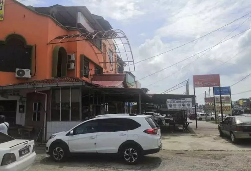 ホテル Oyo 90321  Bajet Sri Manal