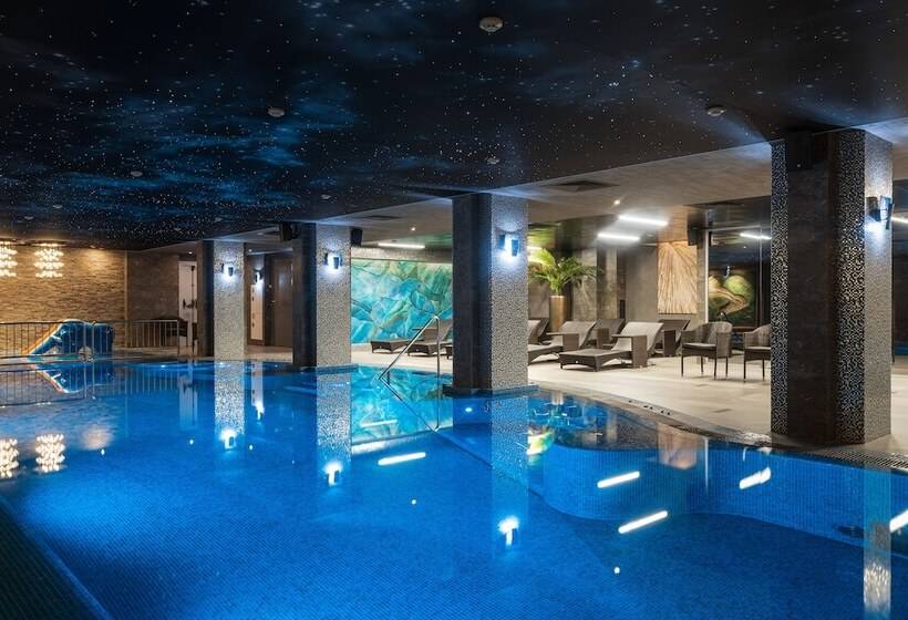 Kravt Nevsky Hotel And Spa