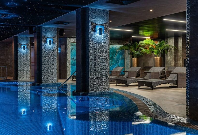 Kravt Nevsky Hotel And Spa