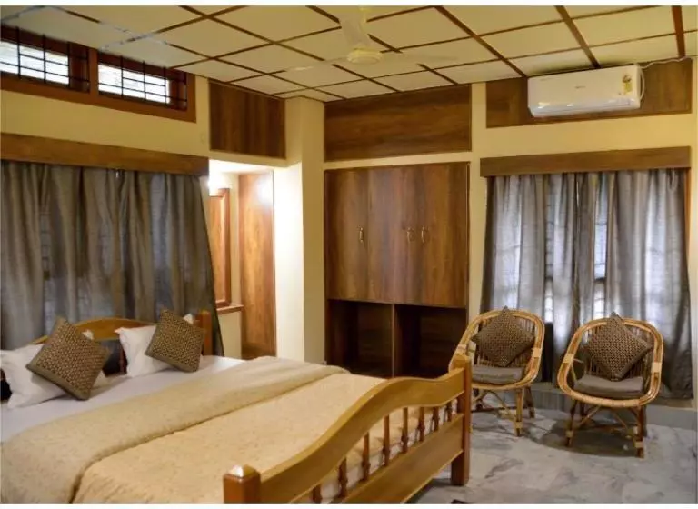 ペンション Nirvana Guest House