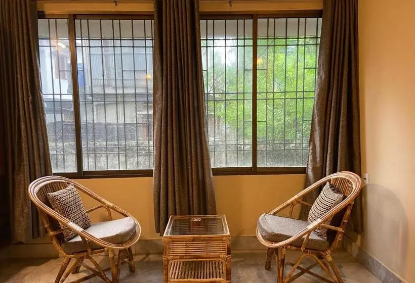 ペンション Nirvana Guest House