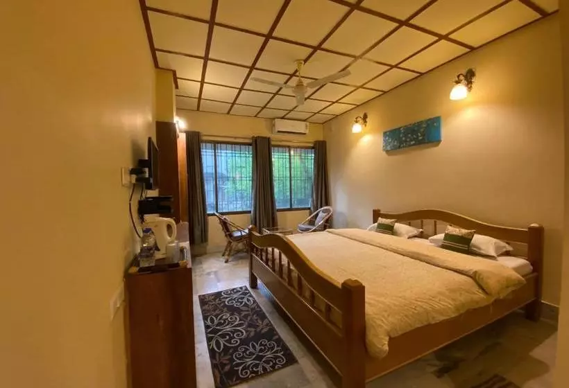 ペンション Nirvana Guest House