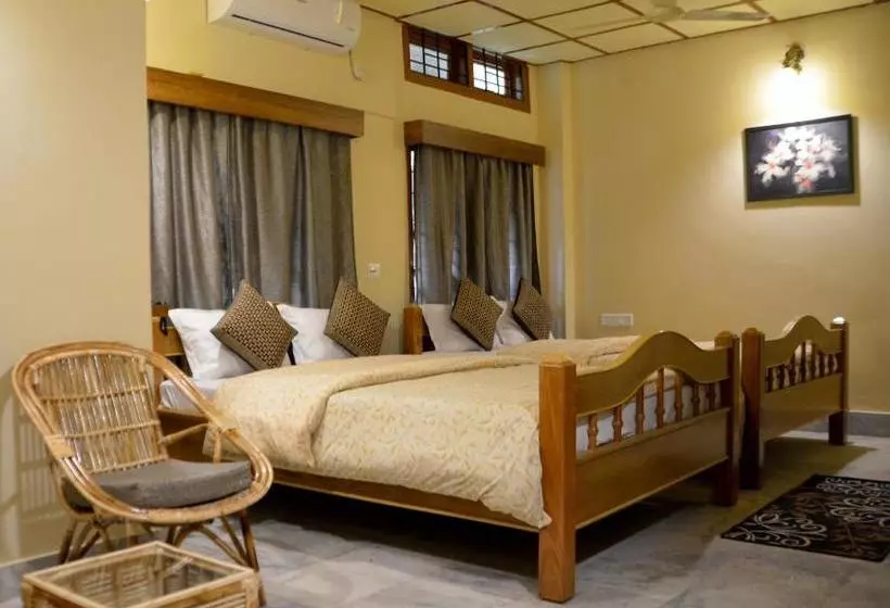 ペンション Nirvana Guest House
