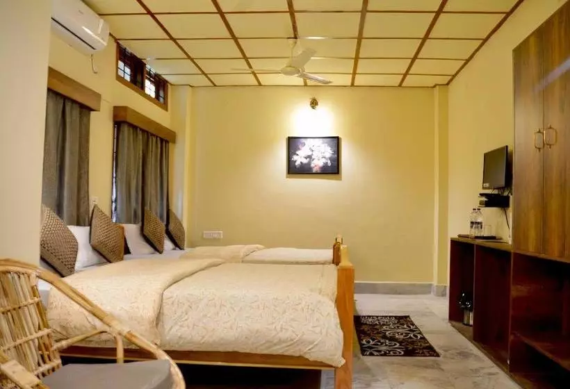 ペンション Nirvana Guest House