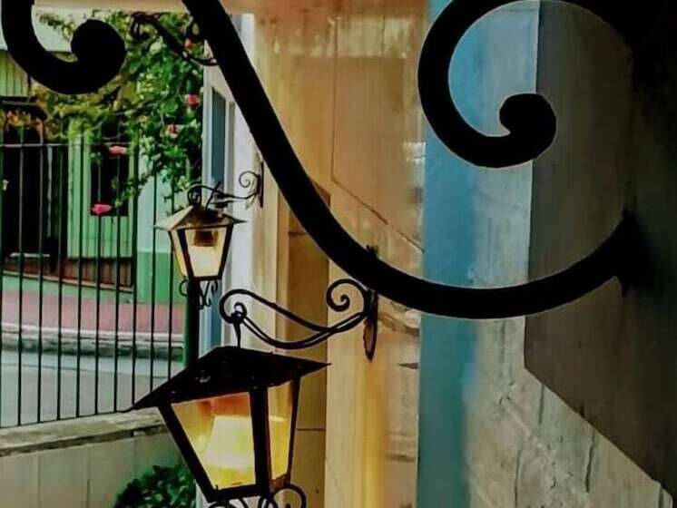 Casa Del Arbol Hostel