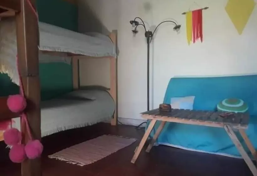 Casa Del Arbol Hostel