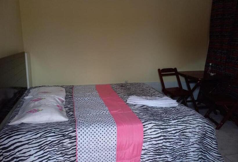 تختخواب و صبحانه Pousada Terra Do Sol