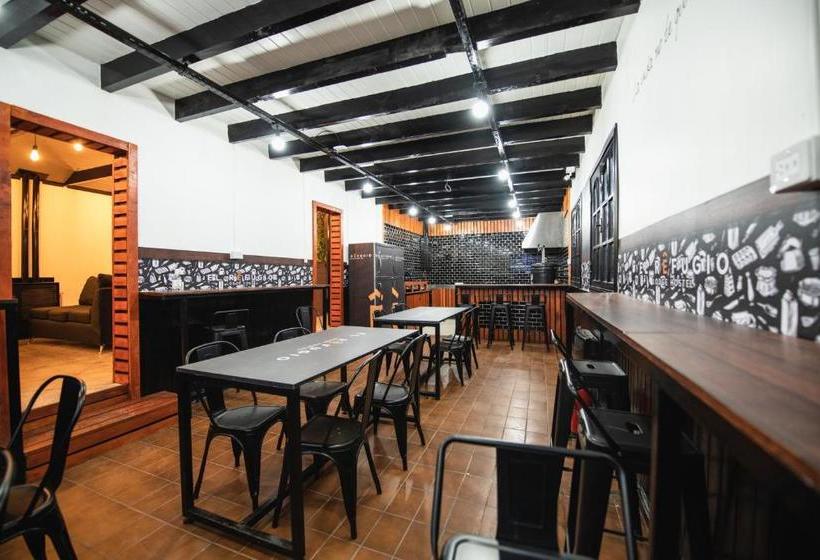 El Refugio Lodge Hostel