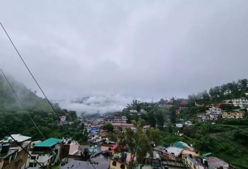 هتل Daulat Regency