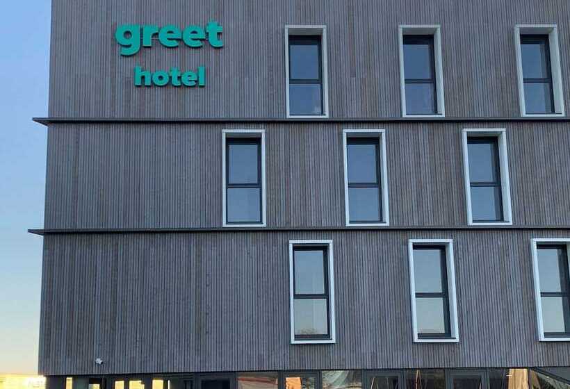 Greet Hotel Rennes Pace