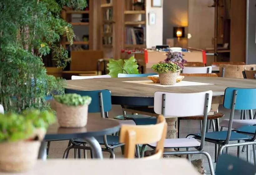 Greet Hotel Rennes Pace