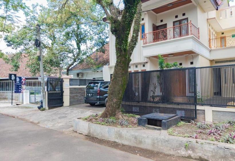 בית מלון כפרי Koolkost Near Riau Junction Mall