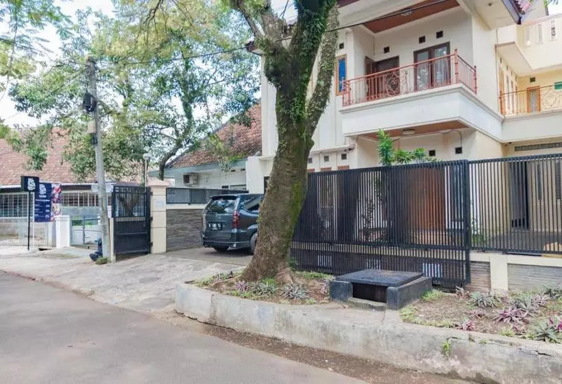 Hotelli Koolkost Near Riau Junction Mall