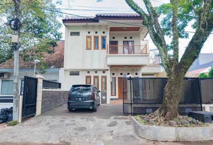 Hotelli Koolkost Near Riau Junction Mall